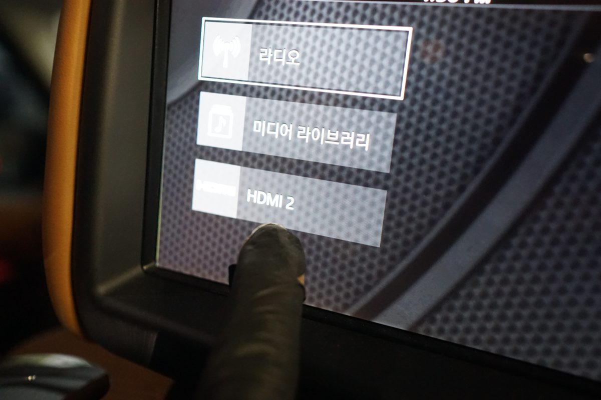 순정 리어 모니터 연동