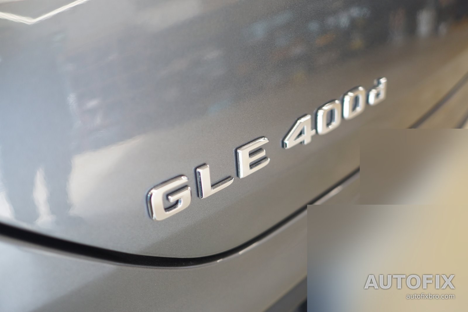 메르세데스-벤츠 GLE 400d 쿠페 (W167 계열) 이번에 작업한 GLE 400d 쿠페. 트렁크 쪽 모델 배지입니다.